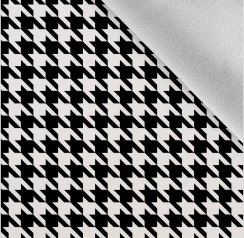 Geometriai mintás esőkabátok